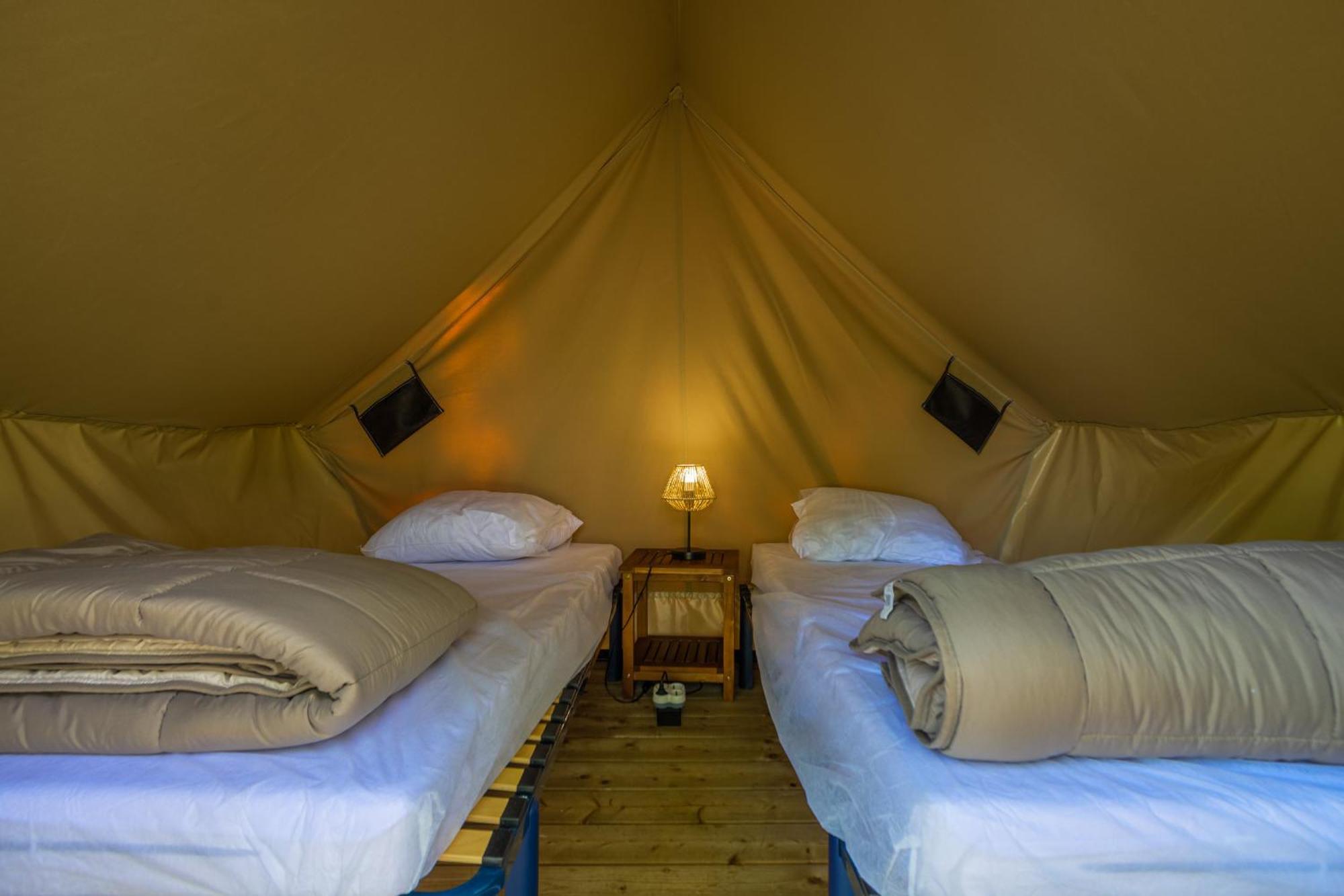 Camping Vesoul Vaivre-et-Montoille 客房 照片
