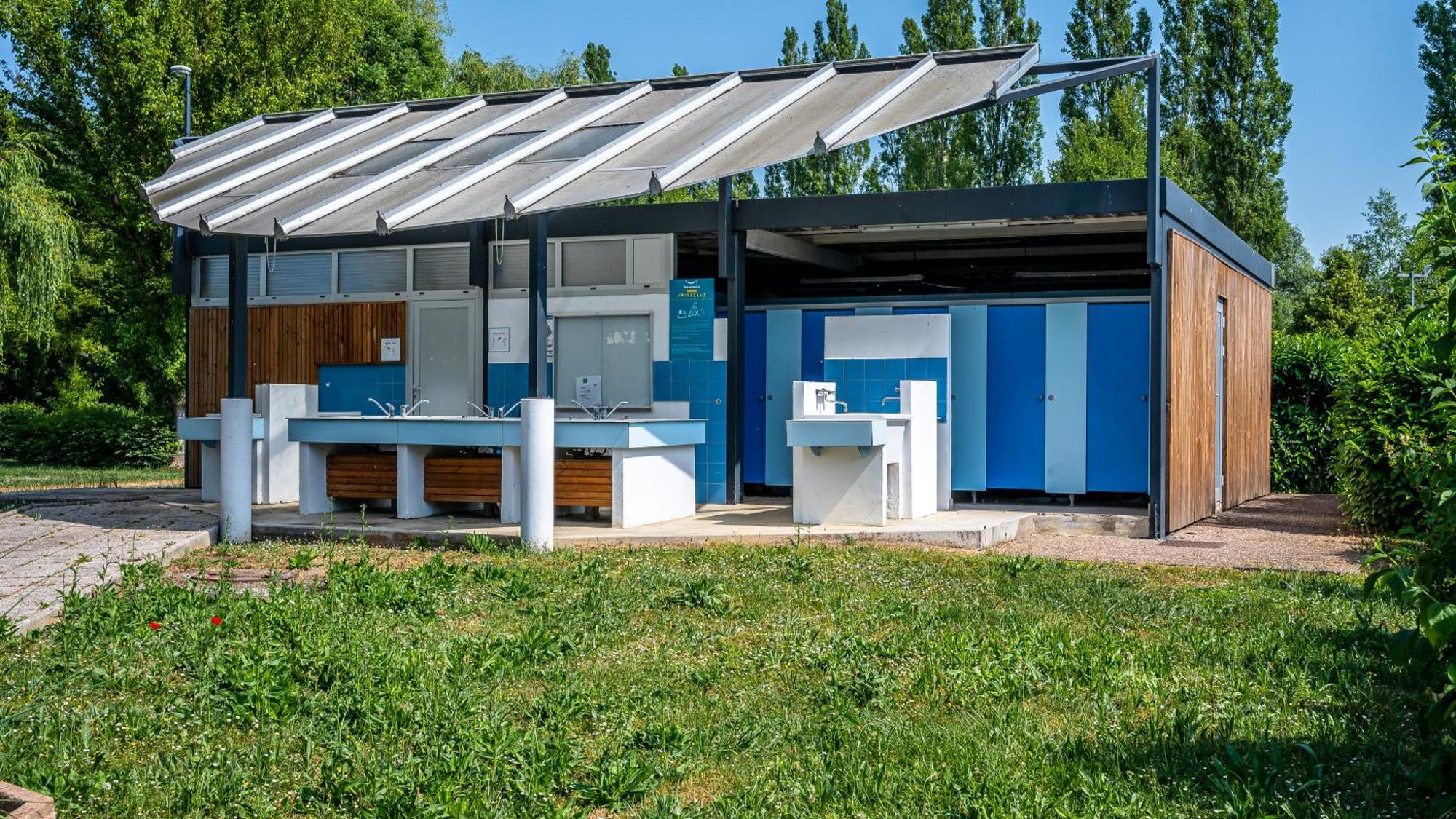 Camping Vesoul Vaivre-et-Montoille 客房 照片